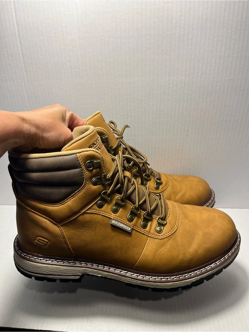 Skechers Men's Tan Lace-Up Work/Hiking Waterproof Boot with Padded Collar Sz 12